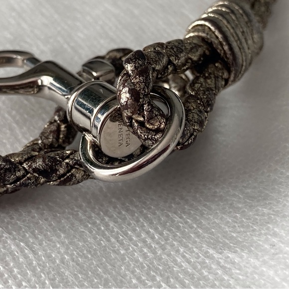 Bottega Veneta Metallic Lanyard Keychain - Picture 9 of 11